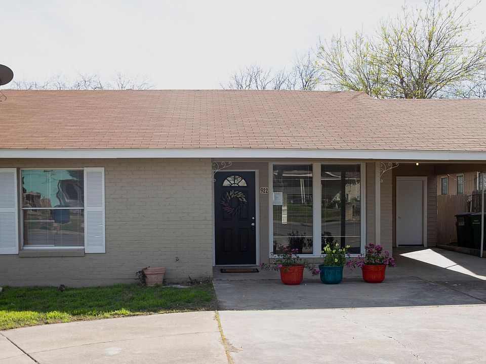 1st image of 922 Overhill Dr