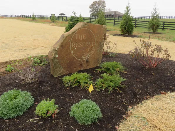 120 Jacob Ct, Winchester, KY 40391