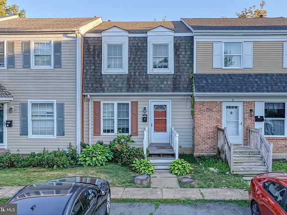 2nd image of 6 Heritage Dr
