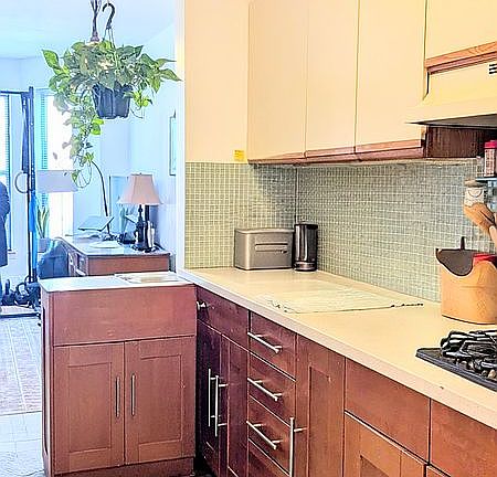 4th image of 190 Garfield Pl APT 3H