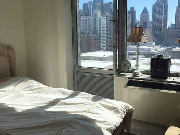 4th image of 1965 Broadway APT 16J