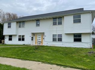 1024 46th St, Kenosha, WI 53140