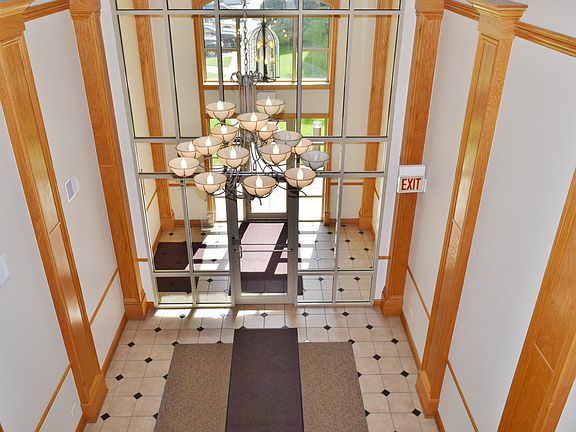 4th image of 8711 W Bryn Mawr Ave APT 209