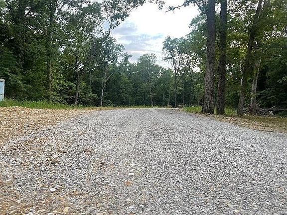 2nd image of 80 Imperial Dr