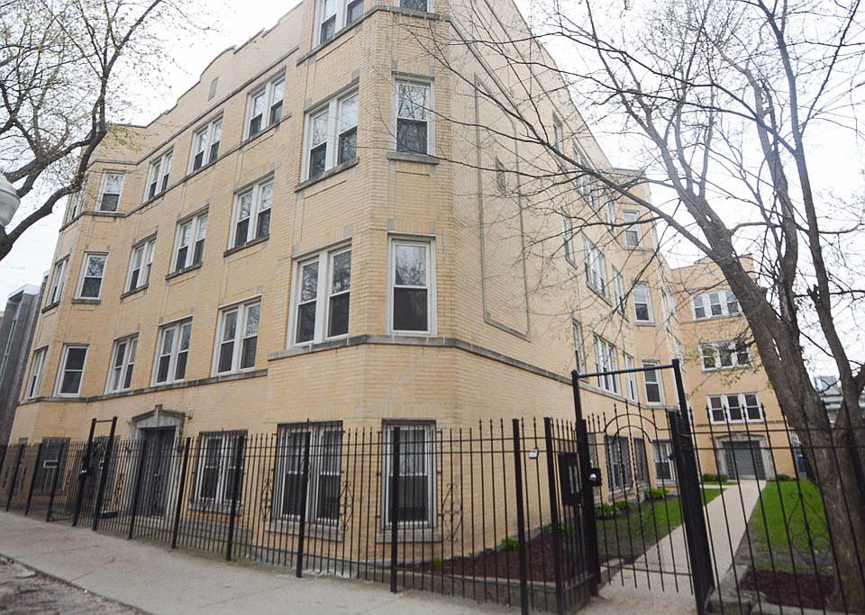 1st image of 1931 W Crystal St #G