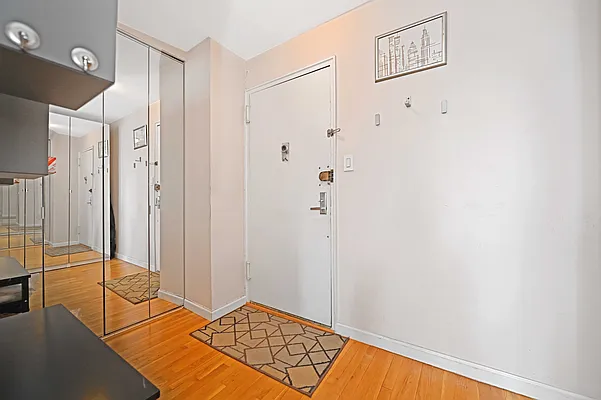 Sold by Amerihomes Realty of NY | media 3