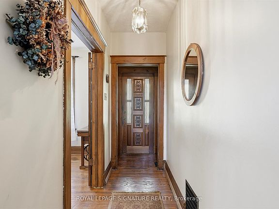 4th image of 7 Geoffrey St