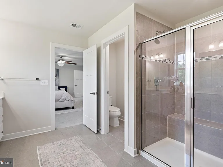 9202 Wood Creek Cir — Photo 25