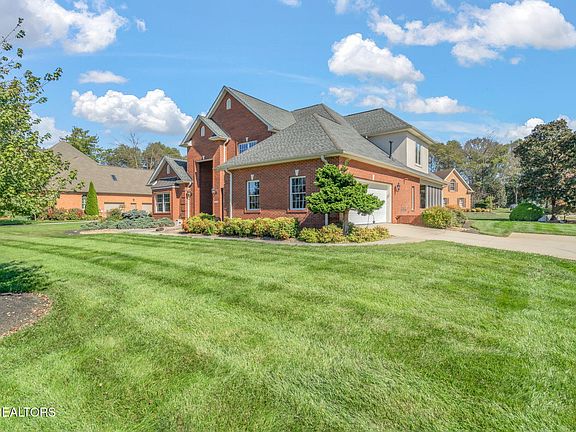 3rd image of 12501 Willow Hill Ct