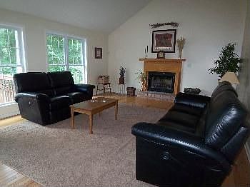 2nd image of 3471 Eastwood Dr