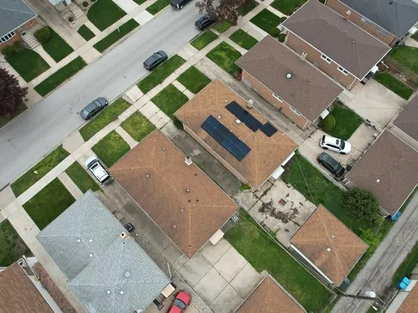 408 Bensley Ave, Calumet City, IL 60409