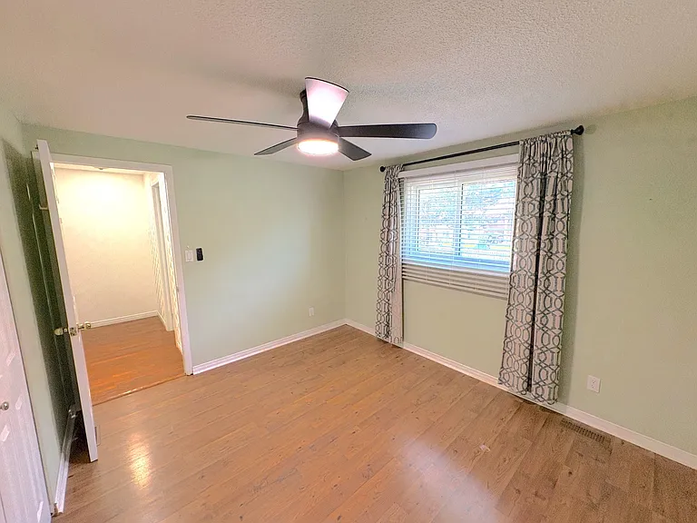 39 Elma St — Photo 28