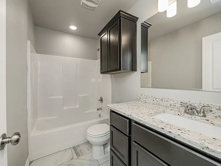 525 Fallbrook Dr — Photo 46