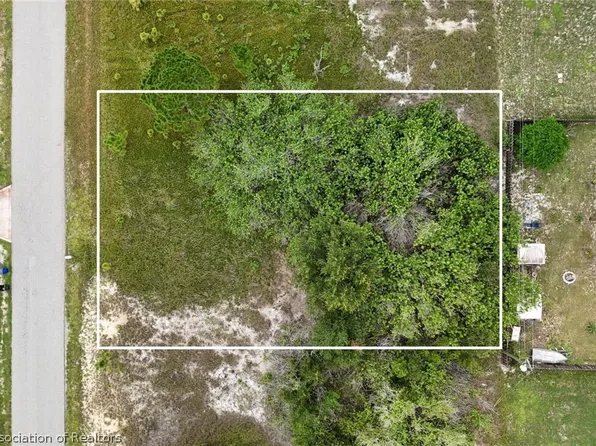 652 Serenade Ter, Lake Placid, FL 33852