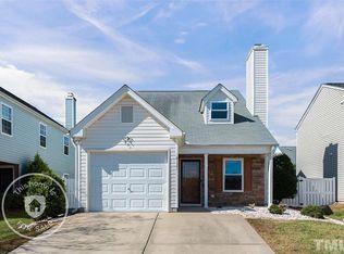 8121 Caliber Woods Dr, Raleigh, NC 27616