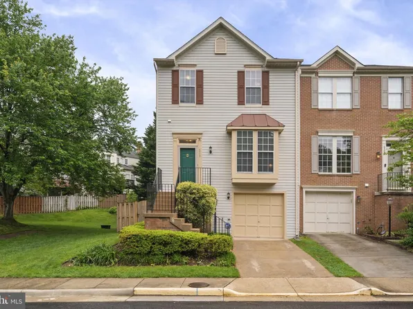 6505 Parish Glebe Ln, Alexandria, VA 22315