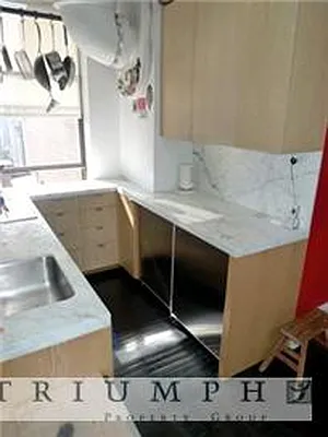 Rented by Triumph Property Group | media 16