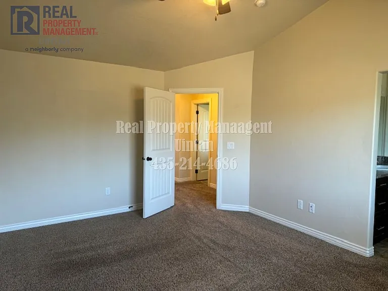 428 E Gray Fox Ln — Photo 17