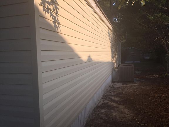 4th image of 110 Fleming Ln
