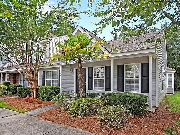 One story, open floor plan living!