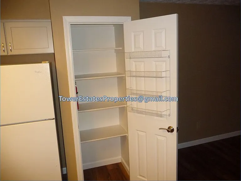 1746 Hightower Dr — Photo 10