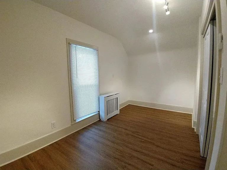 319 Pratt Street 4-Plex — Photo 6