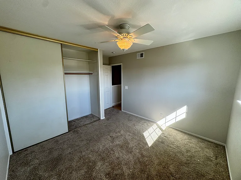 1318 Deb Ct — Photo 20