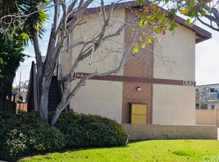 17682 Cameron Ln APT J, Huntington Beach, CA 92647