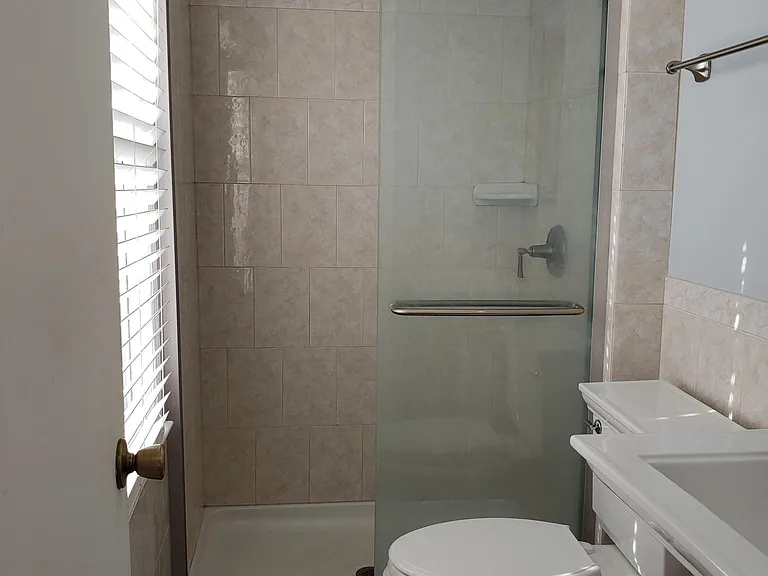 12 Feather Rock Pl — Photo 5