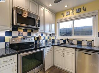 25 Via Malaga, Fremont, CA 94539