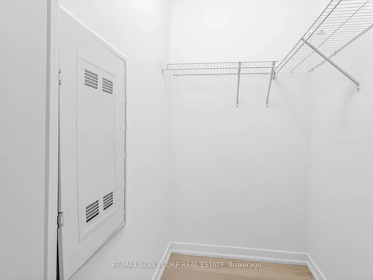 840 Queens Plate Dr #1705 — Photo 8