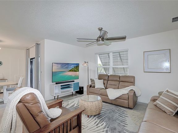 4th image of 7188 Mooring Way