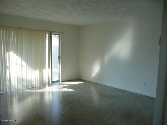 5th image of 1313 Estridge Dr