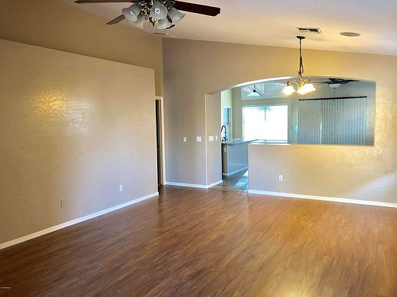 2nd image of 6108 N Laguna Dr