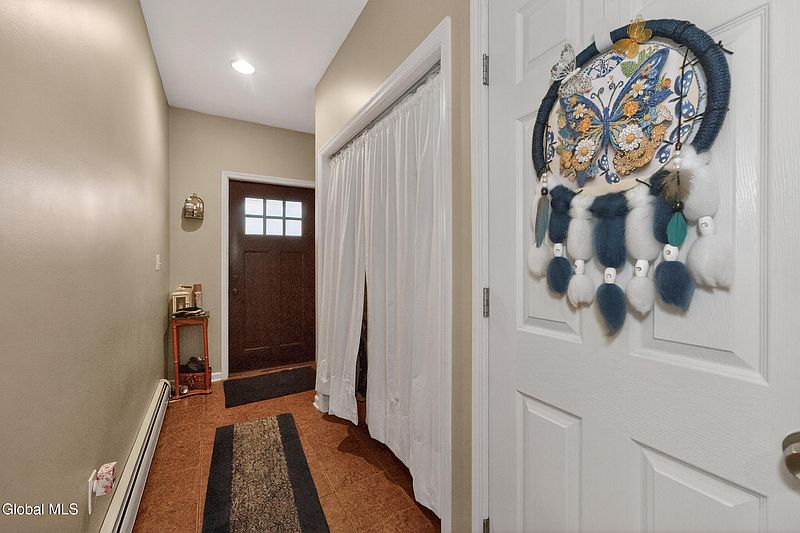 5th image of 8 Elbow Street