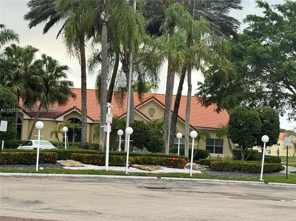 12650 Vista Isles Dr APT 923, Sunrise, FL 33325