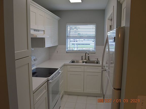 2nd image of 110 Shore Ct APT 108-B