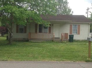 1002 E Railroad St, Waverly, TN 37185
