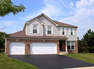 11785 Blue Bayou Dr, Huntley, IL 60142