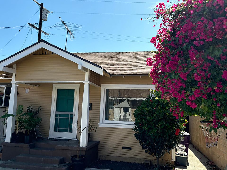 1st image of 1086 Belmont Ave