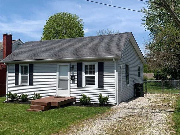 3rd image of 321 Highland Ave