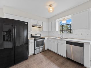 6904 Rifle Bnd #A, Austin, TX 78736