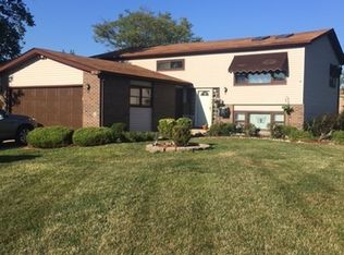 18701 Chestnut Ave, Country Club Hills, IL