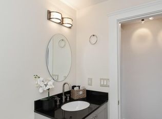 492 Massachusetts Ave APT 61, Boston, MA 02118