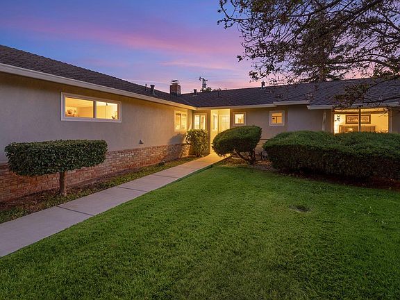 5th image of 12161 Mellowood Dr