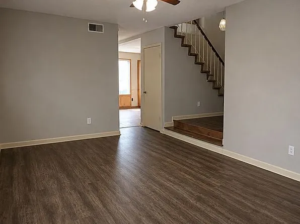 146 Stoneridge Dr, Warner Robins, GA 31088