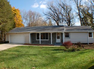 8824 N Greenvale Rd, Bayside, WI 53217
