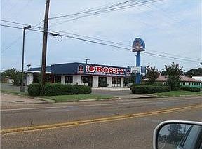 1st image of 115 South Dr
