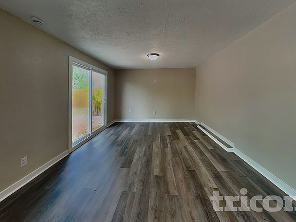 2nd image of 7330 Cass Cir