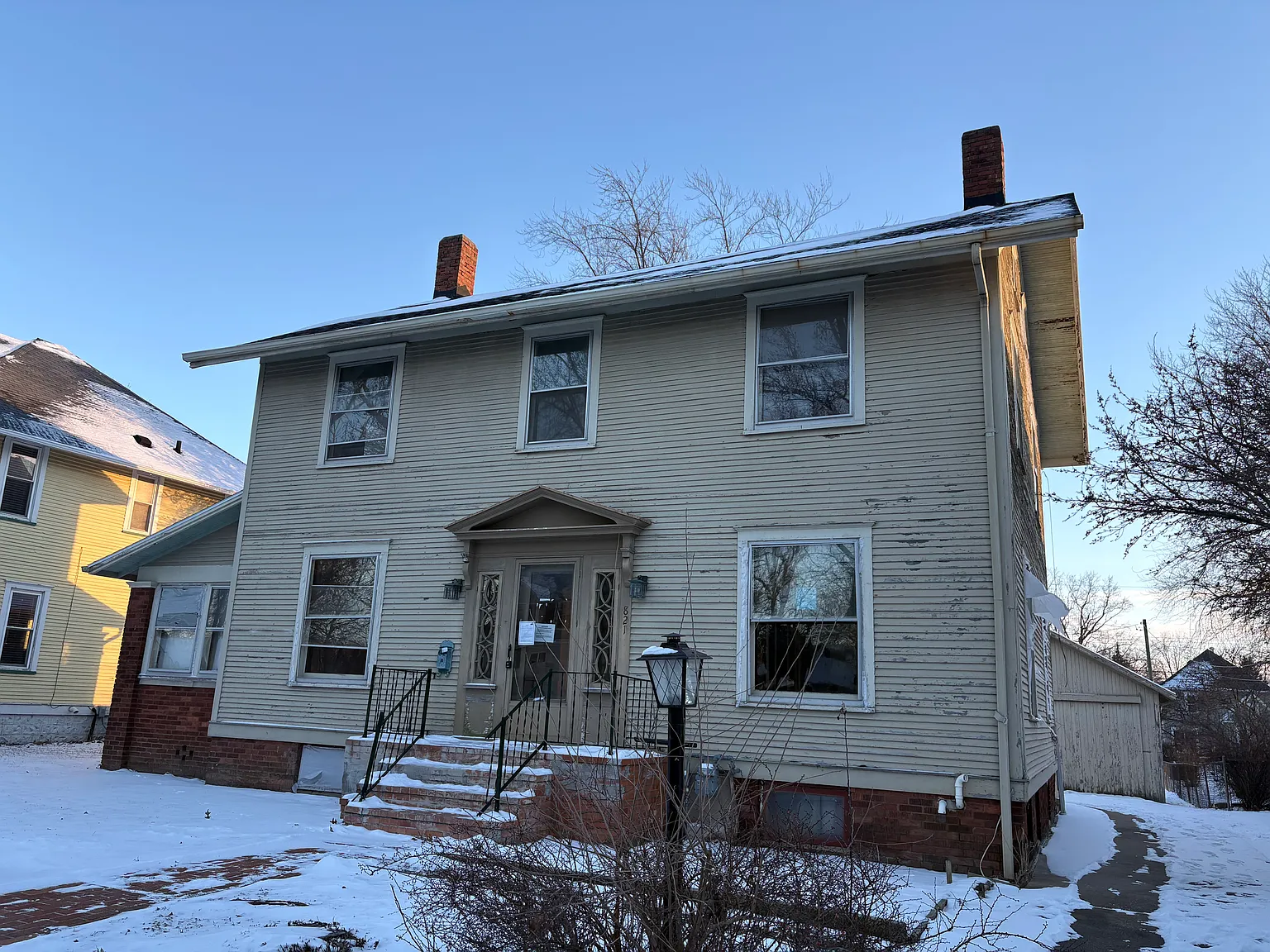 4 bed, 1937 sqft, $1,000 — Photo 2